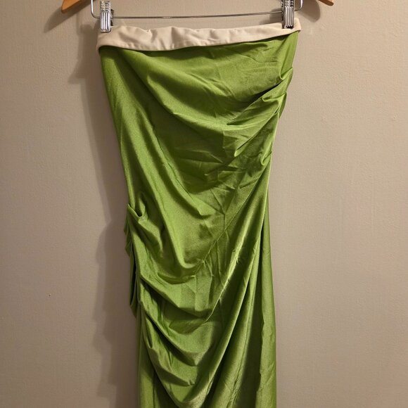 Dresses & Skirts - Lime Green Ruched mini dress